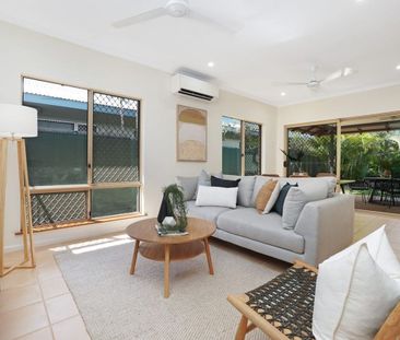 FUNCTIONAL, NEAT FAMILY HOME IN CONVENIENT LOCATION - Photo 1