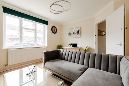 Room in a Shared House, Godbold Road, E15 - Photo 5