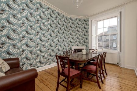 3 bedroom apartment to rent - Photo 4