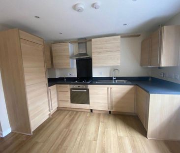 2 bedroom flat to rent - Photo 3