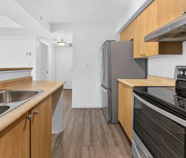 For Lease - 4620 Guildwood Way Unit# 54, Mississauga, Ontario - Photo 4