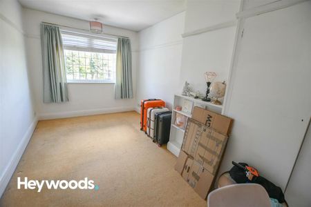 4 bed semi-detached house to rent in Dartmouth Avenue, Westlands, Newcastle - Photo 5