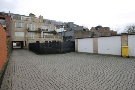 Een gezellig appartement op benedenverdieping vooraan - met garage - Foto 2