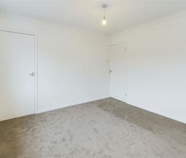4 bedroom terraced house to rent - Photo 4