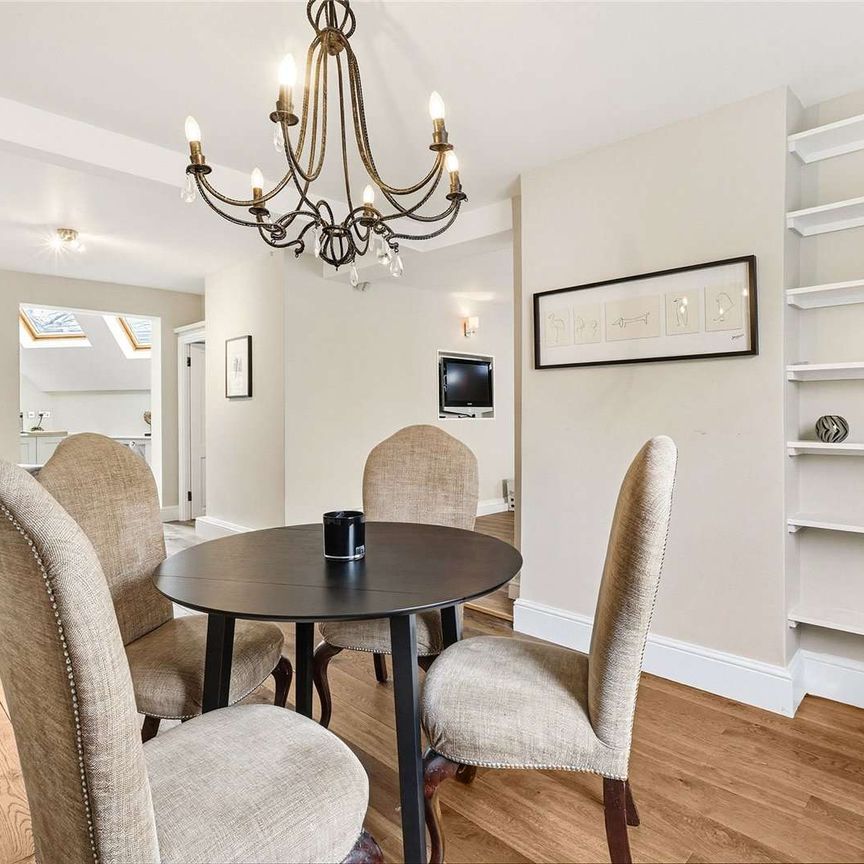 A contemporary, decorated three bedroom family home situated on Knowsley Road - Photo 1