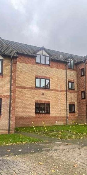 Banbury, Oxfordshire, OX16 - Photo 2