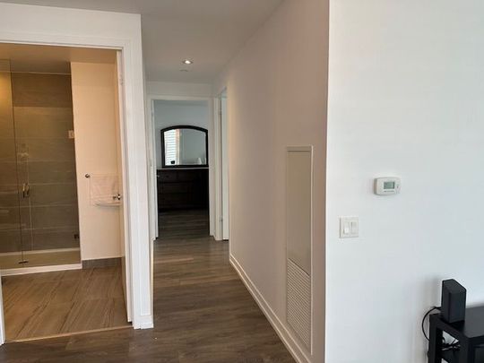 For Lease - 898 Portage Master Bedrm Parkway Unit# 4002, Vaughan, Ontario - Photo 1