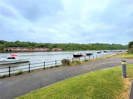 Friars Wharf Apartments, Gateshead, Newcastle Upon Tyne, NE10 - Photo 5