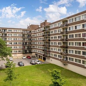 3 1/2 - 239 Boulevard Deguire, Montréal - Photo 2