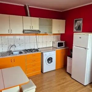 Garsoniera la mansardă de închiriat, Inel II, lângă școala 39 - Photo 2