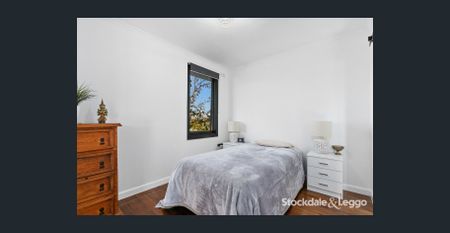 House with a View - Photo 3