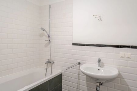 Moderne 2-Zimmer-Wohnung mit Loggia – kompakt & gut geschnitten - Photo 2