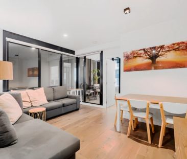 2 Bed, 1 Bath - Photo 2