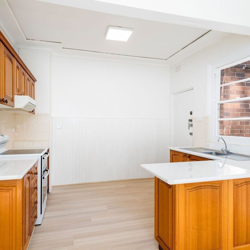 Bellevue Hill - Photo 1