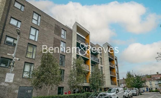 2 Bedroom flat to rent in Guardian Avenue, Pulse Edition, NW9 - Photo 1