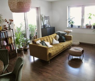 Schicke 2 Zimmerwohnung mit EBK, Garage und Aufzug im Herzen von Ba... - Photo 1