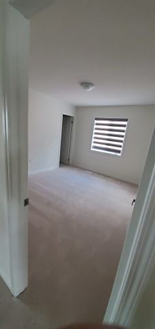 For Lease - 24 Herrick Drive, Brampton, Ontario - Photo 2