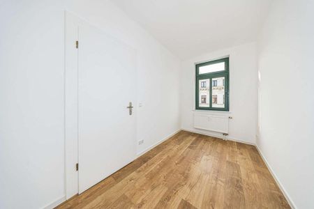 ✨Neu! Tolle 2-Zimmer-Wohnung mit neuer Einbauküche und Tageslichtbad ❄️ - Photo 2