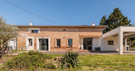 Location Maison 5 pièces 233m² LEVIGNAC 31530 - Photo 5