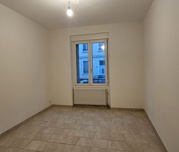 Location Appartement 3 pièces 64m² MULHOUSE 68100 - Photo 3