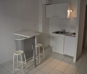 Location Appartement 2 pièces 38m² - Photo 3