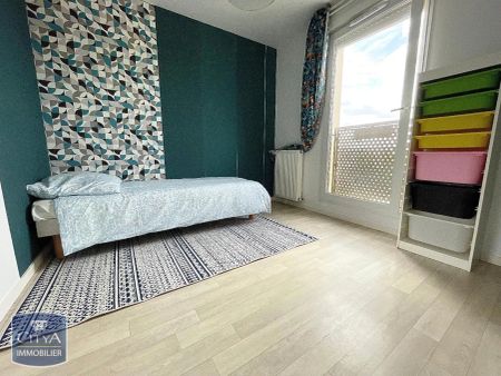 Appartement à louer 4 pièces 78.8m² - Photo 4