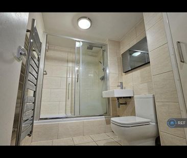 2 bedroom maisonette to rent - Photo 4