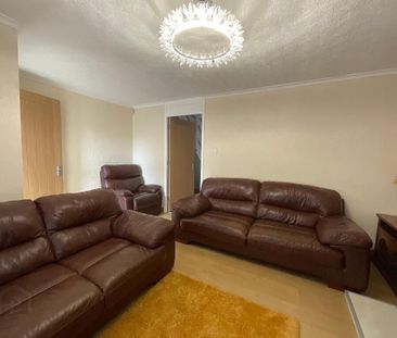1 Crosby Street, Belfast, BT13 2HJ - Photo 2