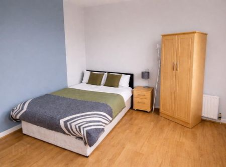 2 Lisburn Avenue, Belfast, BT9 7FX - Photo 3