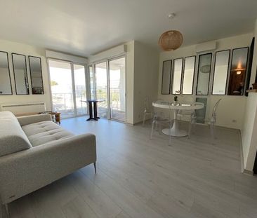 Location Appartement 3 pièces 72m² LA ROCHELLE 17000 - Photo 1