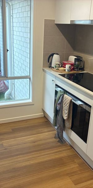 South Maclean - Photo 1