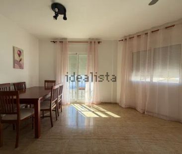 Alquiler de piso en Calle Méndez Núñez - Photo 2