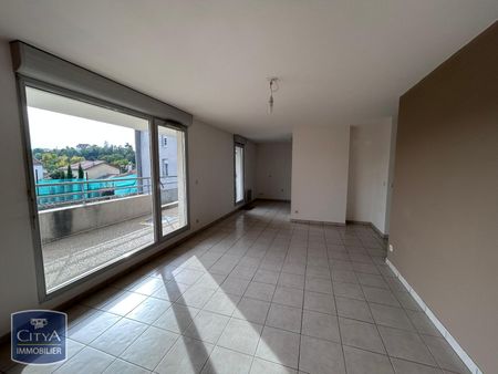 Location Appartement 3 pièces 76m² BOURG DE PEAGE 26300 - Photo 2