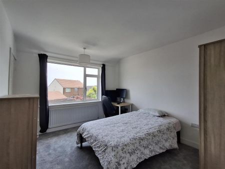 2 bedroom house share to rent - Photo 2