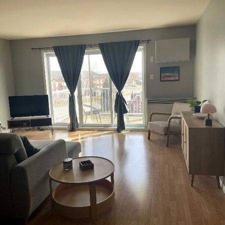 3 1/2 spacieux au 3e étage non fumeur - Photo 3