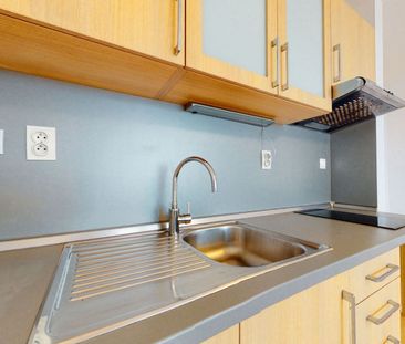 1izb. VEĽKÝ BYT S BALKÓNOM - ul. Nová Rožňavská- Kryté parkovanie- ... – Fotografia 1