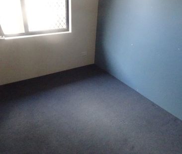 3-Bedroom Home in Carey Park – $550 per week - Photo 3