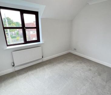 2 bedroom semi-detached house to rent - Photo 2