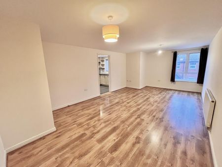 2 bedroom flat to rent - Photo 2