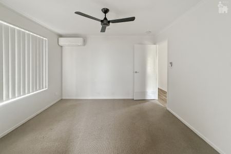 17 Shearwater Street, - Photo 4