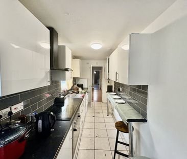 RM 4, Wilford Crescent West, NG2, Nottingham - Photo 1
