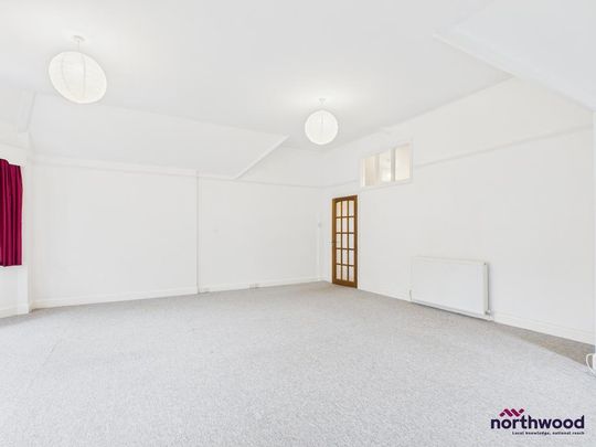 3 bedroom apartment to rent - Photo 1