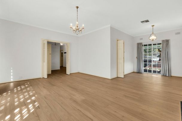 24 Arcoona Avenue, Rostrevor SA, Belconnen - Photo 1