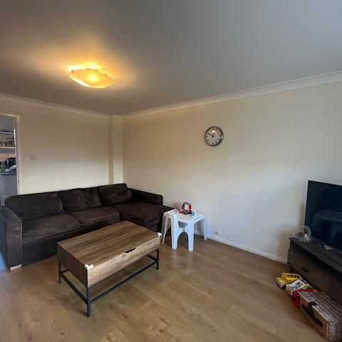 2 bedroom semi-detached house to rent - Photo 1