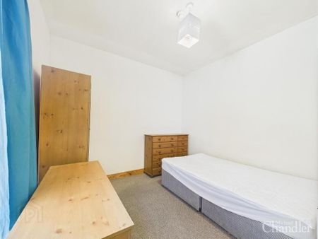 Apt 2, 74 Fitzroy Avenue, Belfast, BT7 1HX - Photo 4