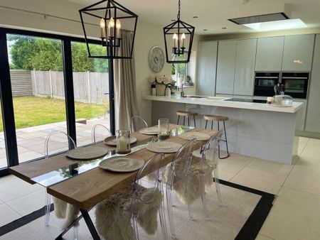 Hall Road East, Blundellsands - Photo 3