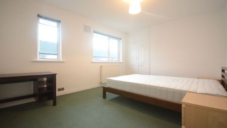 2 bedroom maisonette to rent - Photo 4