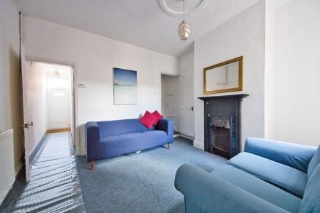 Avenue Road Extension, Leicester - Photo 1