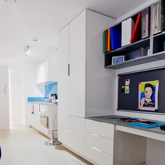 Studio Club - Photo 1