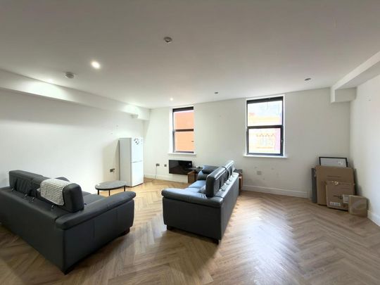 1 bedroom in a flat share to rent - Photo 1